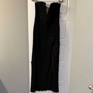 SAULEE Black Strapless Gown with Floral Appliqué